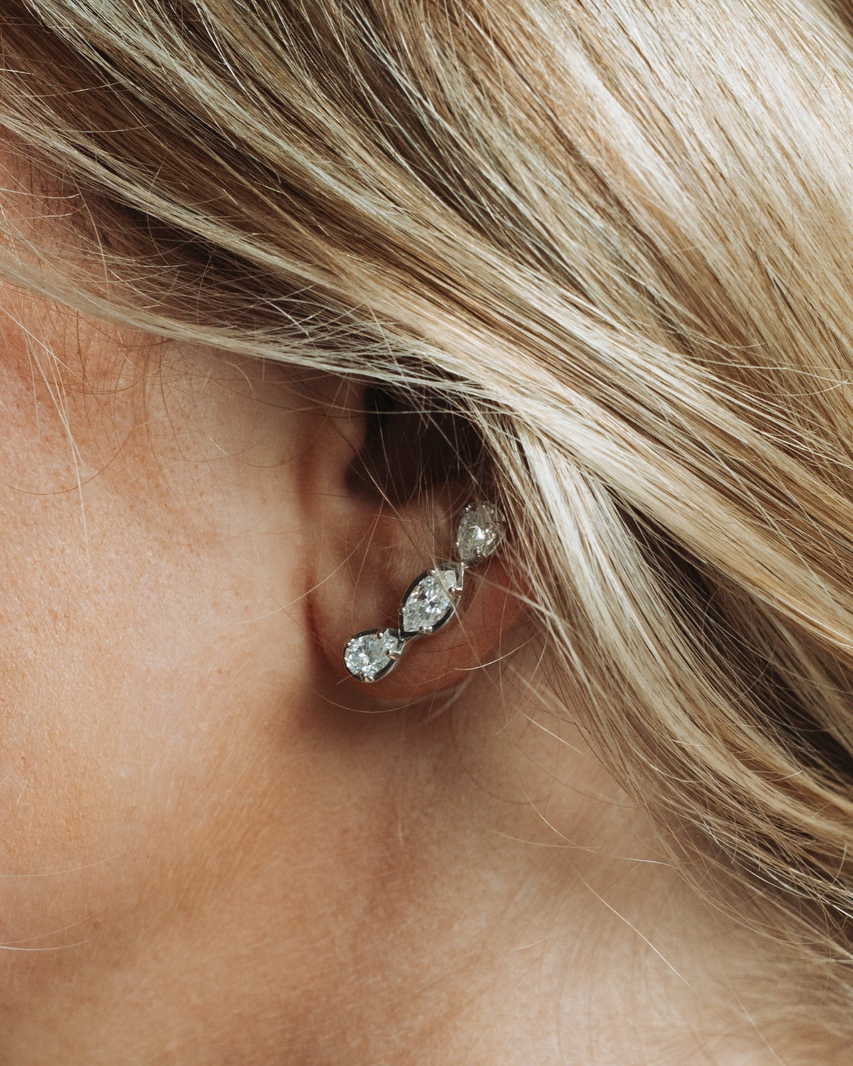 Boucles d'oreilles Jeanne portées, en plaqué argent